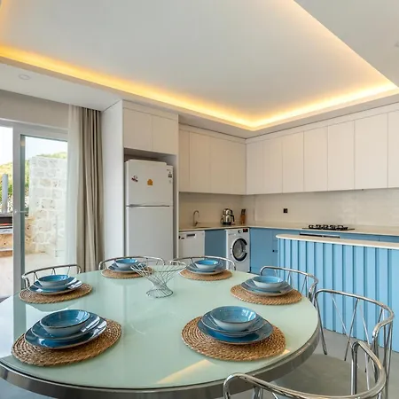 Kanyon Peninsula Villa *